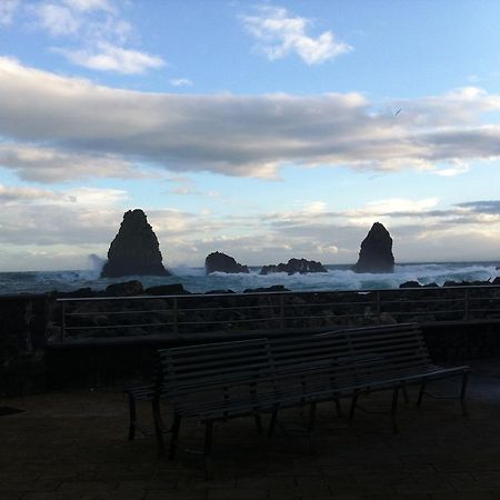 B&B Ciclopi Aci Castello Esterno foto