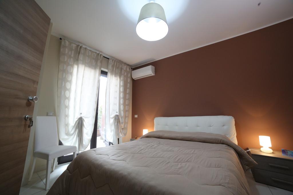 B&B Ciclopi Aci Castello Esterno foto