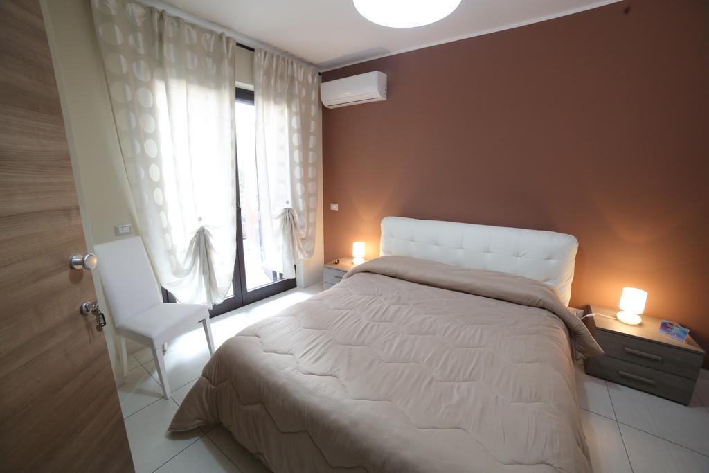 B&B Ciclopi Aci Castello Esterno foto