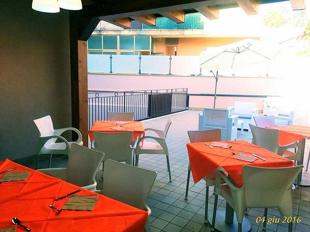 B&B Ciclopi Aci Castello Esterno foto